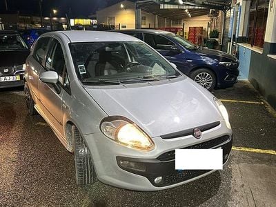 Cinza Usado 2010 Fiat Punto Lounge Citadino | € 3.500 (Super Preço)