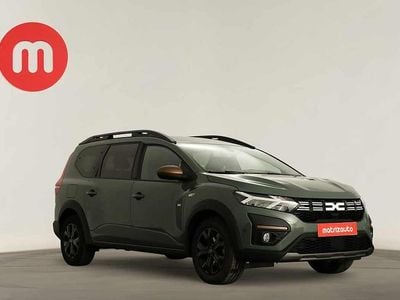 Verde Usado 2024 Dacia Jogger Monovolume | € 21.499 (Preço justo)