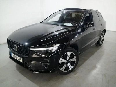 Preto Usado 2022 Volvo XC60 Plus SUV | € 41.990 (Bom preço)
