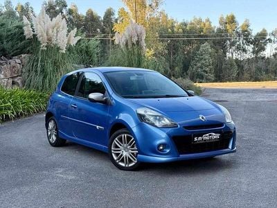 Azul Usado 2009 Renault Clio II GT Citadino | € 9.900