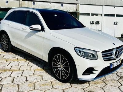 Usado 2015 Mercedes GLC250 AMG Sedan | € 27.999 (Preço justo)