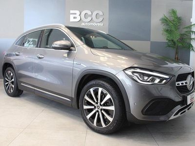 Usado Mercedes GLA250 Progressive 218 HP (160 kW) 2021 Cinza SUV