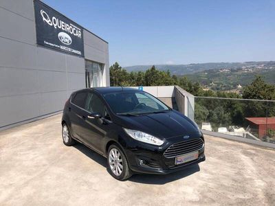Preto Usado 2015 Ford Fiesta Titanium Citadino | € 10.900 (Preço elevado)