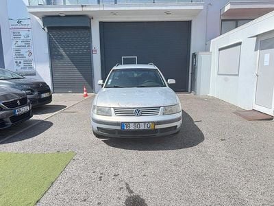 Usado VW Passat 110 HP (80 kW) 1999 Cinza Carrinha