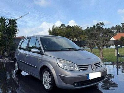 Usado Renault Scénic II Privilege 110 HP (80 kW) 2005 Monovolume