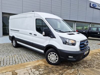 Usado Ford E-Transit 135 kW (184 HP) 2023 Van