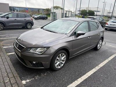 Usado Seat Leon Ecomotive 105 HP (77 kW) 2017 Cinza