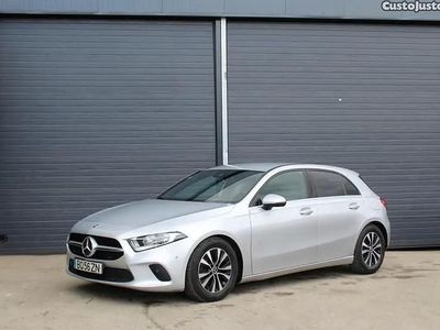Cinza Usado 2019 Mercedes A180 Business Sedan | € 21.900 (Preço justo)