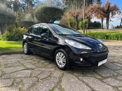 Preto Usado 2011 Peugeot 207 | € 6.750 (Preço elevado)