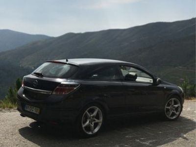 Opel Astra GTC