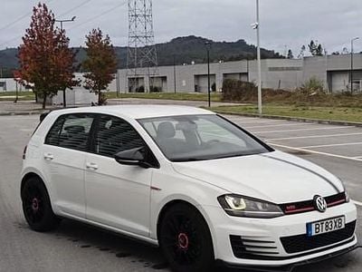 Usado VW Golf VII GTD 184 HP (135 kW) 2015 Branco Citadino