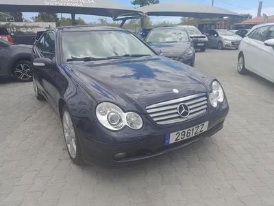 Azul Usado 2001 Mercedes C220 Classic Coupé | € 7.900 (Preço justo)