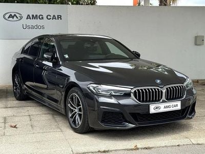 Cinza Usado 2022 BMW 520 Shadowline Sedan | € 42.500
