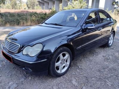 Mercedes C200
