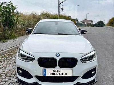 Branco Usado 2015 BMW 118 Citadino | € 11.500