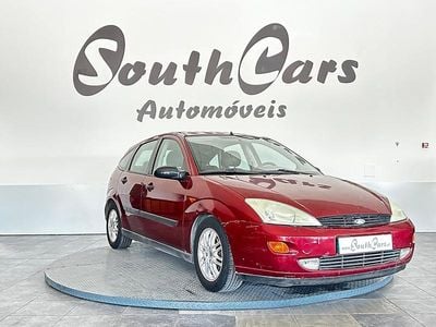 Usado Ford Focus Ambiente 100 HP (73 kW) 1999 Vermelho