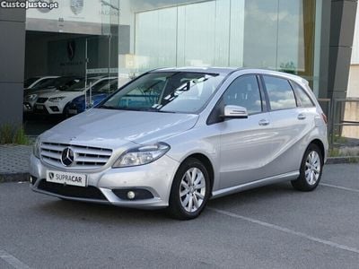 Mercedes B200