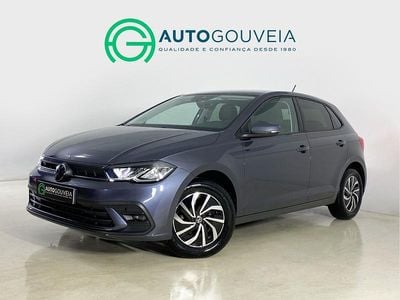 Usado VW Polo 110 HP (80 kW) 2024 Cinza Citadino