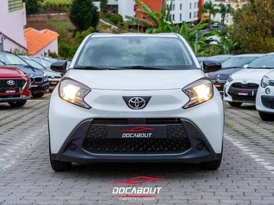 Branco Usado 2022 Toyota Aygo X Play SUV | € 15.950 (Preço justo)