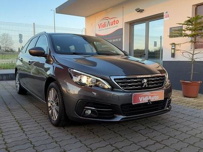 Usado Peugeot 308 Allure 130 HP (95 kW) 2021 Cinza Carrinha