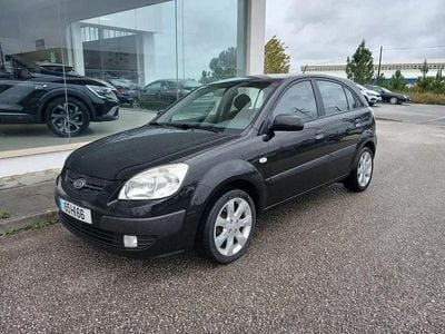 Preto Usado 2009 Kia Rio EX Citadino | € 3.900