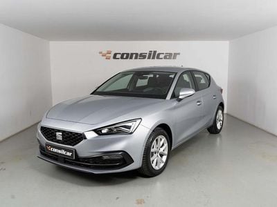 Usado Seat Leon Style 110 HP (80 kW) 2022 Cinza Citadino
