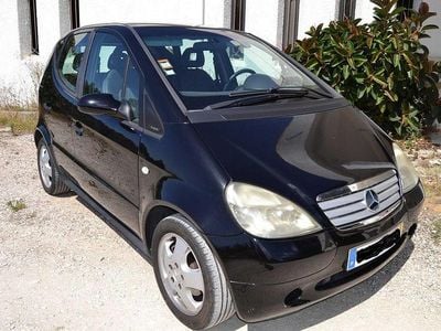 Usado 2000 Mercedes A140 Elegance Sedan | € 2.750