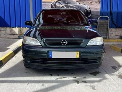 Usado 1998 Opel Astra Sedan | € 1.600 (Preço justo)