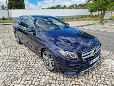 Azul Usado 2018 Mercedes E220 AMG Carrinha | € 41.000