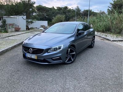 usado Volvo S60 D4 R-Design Possibilidade de financiamento 275€/mês