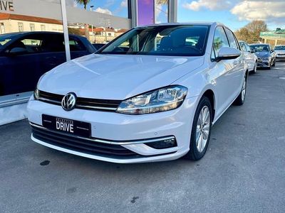 Cinza Usado 2017 VW Golf VII Edition Citadino | € 16.900