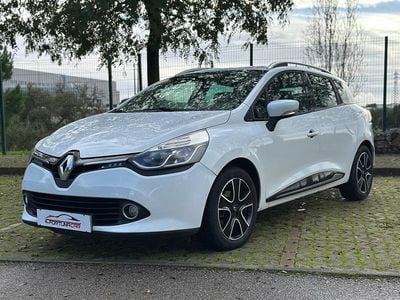 Usado Renault Clio GrandTour Dynamique 90 HP (66 kW) 2015 Branco Carrinha