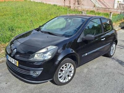 Usado Renault Clio GrandTour 86 HP (63 kW) 2007 Preto Carrinha
