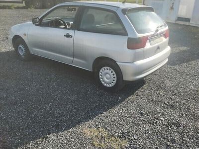 usado Seat Ibiza 1.9 diesel comercial 90 milkm