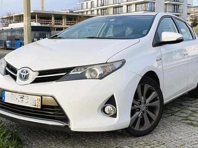 Branco Usado 2018 Toyota Auris Citadino | € 10.790 (Preço justo)