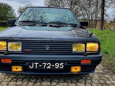 Renault R11