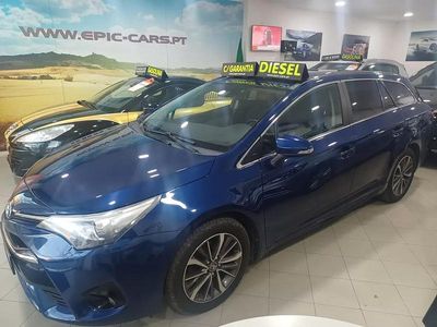Azul Usado 2016 Toyota Auris Touring Sports Comfort Carrinha | € 15.980