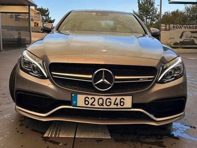 Cinzento Usado 2015 Mercedes C63S AMG AMG Sedan | € 65.000