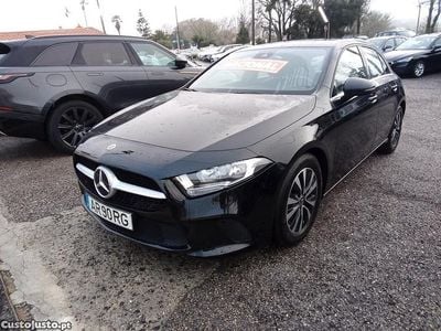 Usado Mercedes A180 Style 116 HP (85 kW) 2022 Preto Citadino