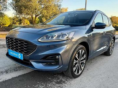 Usado Ford Kuga 225 HP (165 kW) 2022 Azul SUV