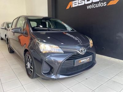 Cinza Usado 2016 Toyota Yaris Active Citadino | € 15.990 (Preço elevado)