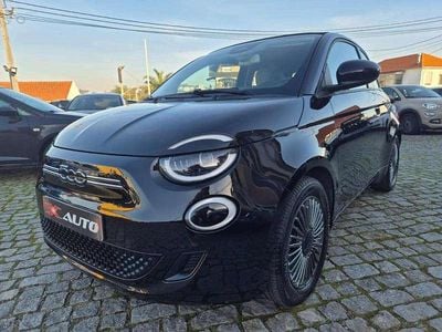 Usado Fiat 500C 86 kW (118 HP) 2022 Preto Cabrios