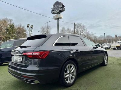 Cinza Usado 2022 Audi A4 Advanced Carrinha | € 29.750 (Preço justo)