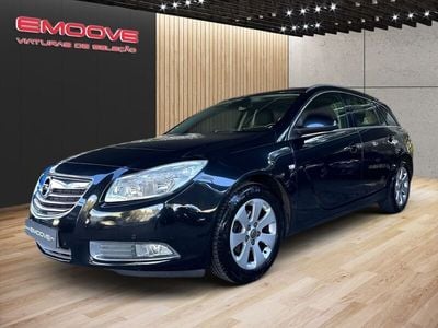 Usado Opel Insignia Executive 163 HP (119 kW) 2013 Preto Carrinha
