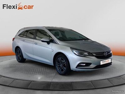 usado Opel Astra Sports Tourer 1.0 120 Anos S/S