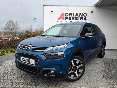 Usado Citroën C4 Cactus 110 HP (80 kW) 2019 Azul Citadino