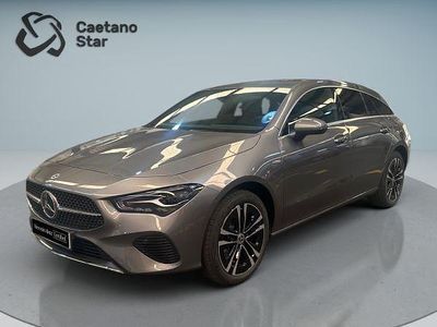 Usado Mercedes CLA250 Shooting Brake 218 HP (160 kW) 2025 Cinza Carrinha