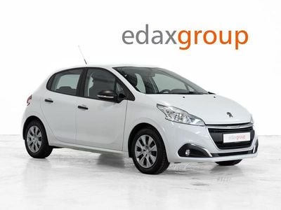 Branco Usado 2017 Peugeot 208 Access Citadino | € 8.340 (Bom preço)