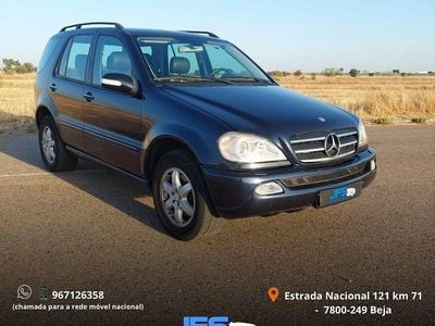 Azul Usado 2002 Mercedes ML400 SUV | € 10.000