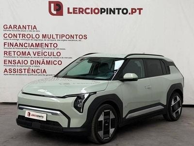 Verde Usado 2025 Kia EV3 SUV | € 37.950 (Preço justo)